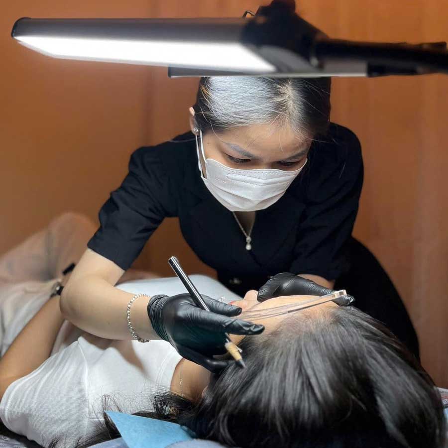 Dịch vụ Phun chân mày Ombre